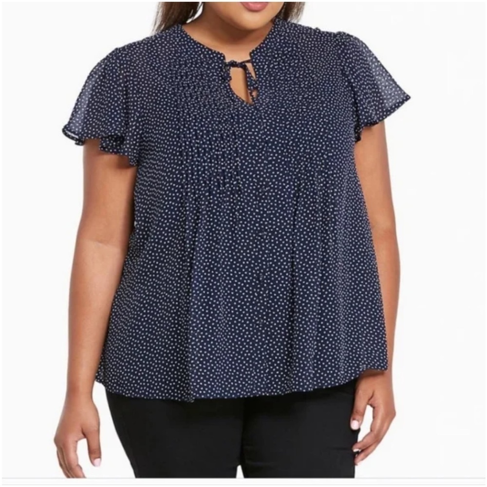 Torrid Heart Print Chiffon Pleated Tie Front Top Sz 0